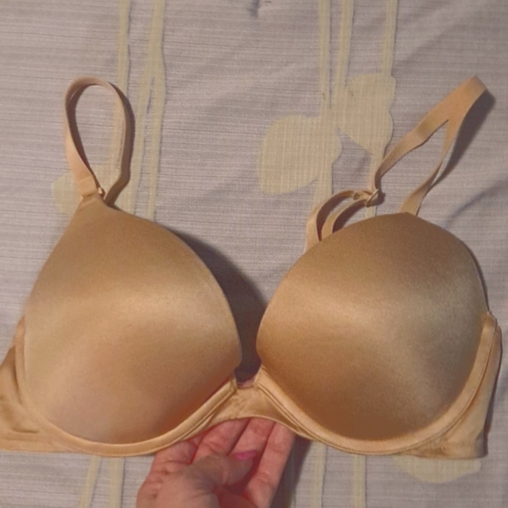 Victoria's Secret push up bra 36C